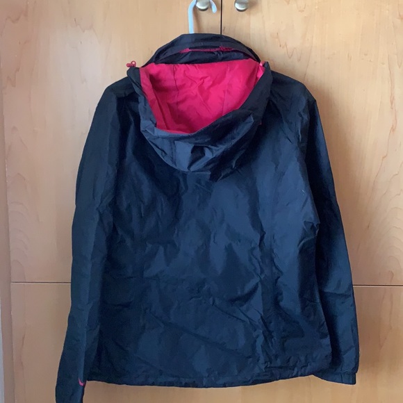 The North Face Rain Jacket - Picture 3 of 5